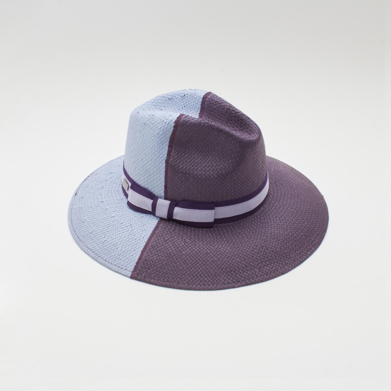 Wide brimmed Xiyou