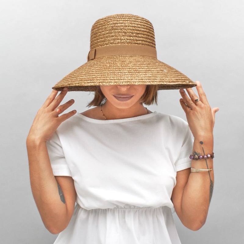 Wide brimmed straw hat Tongulria| Complit