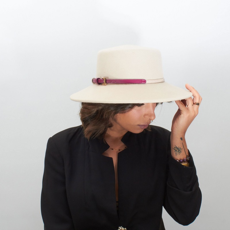 Wide brimmed hat Teti | Complit