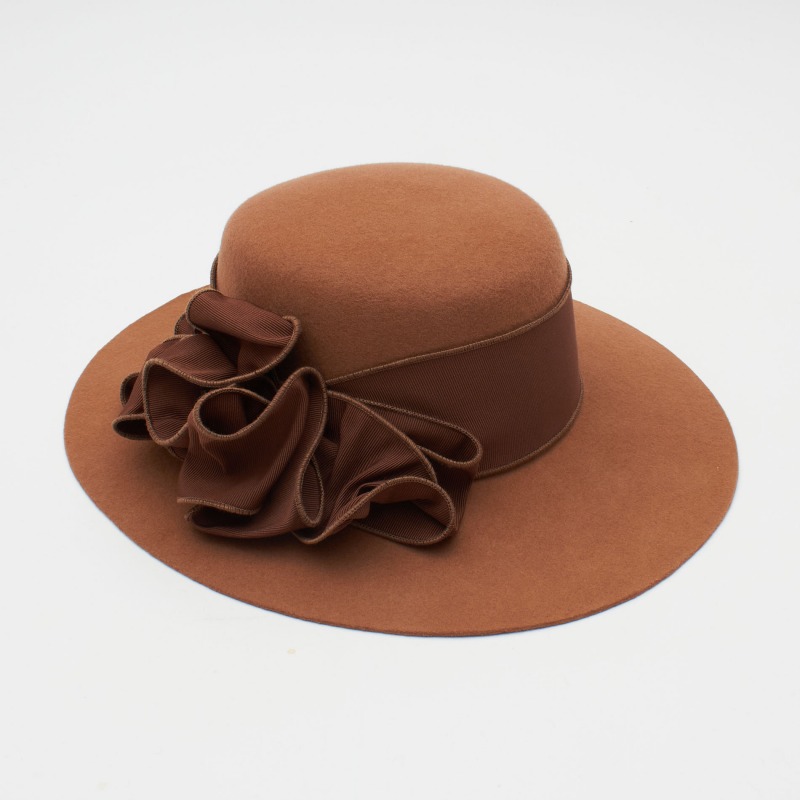 Wide brimmed Teia | Complit