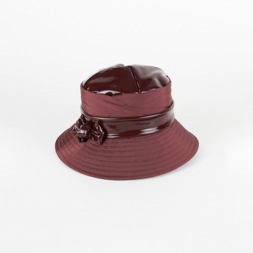 Cappello alla pescatora in vernice | Complit 2