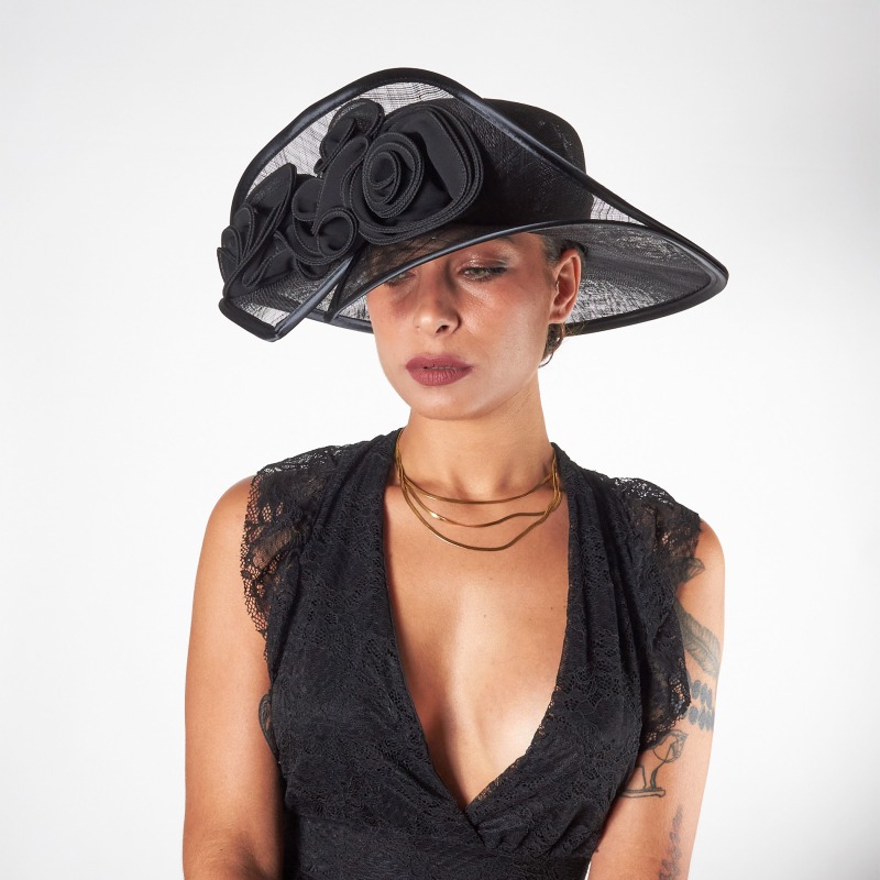 Elegant ceremony hat with flowers | Complit