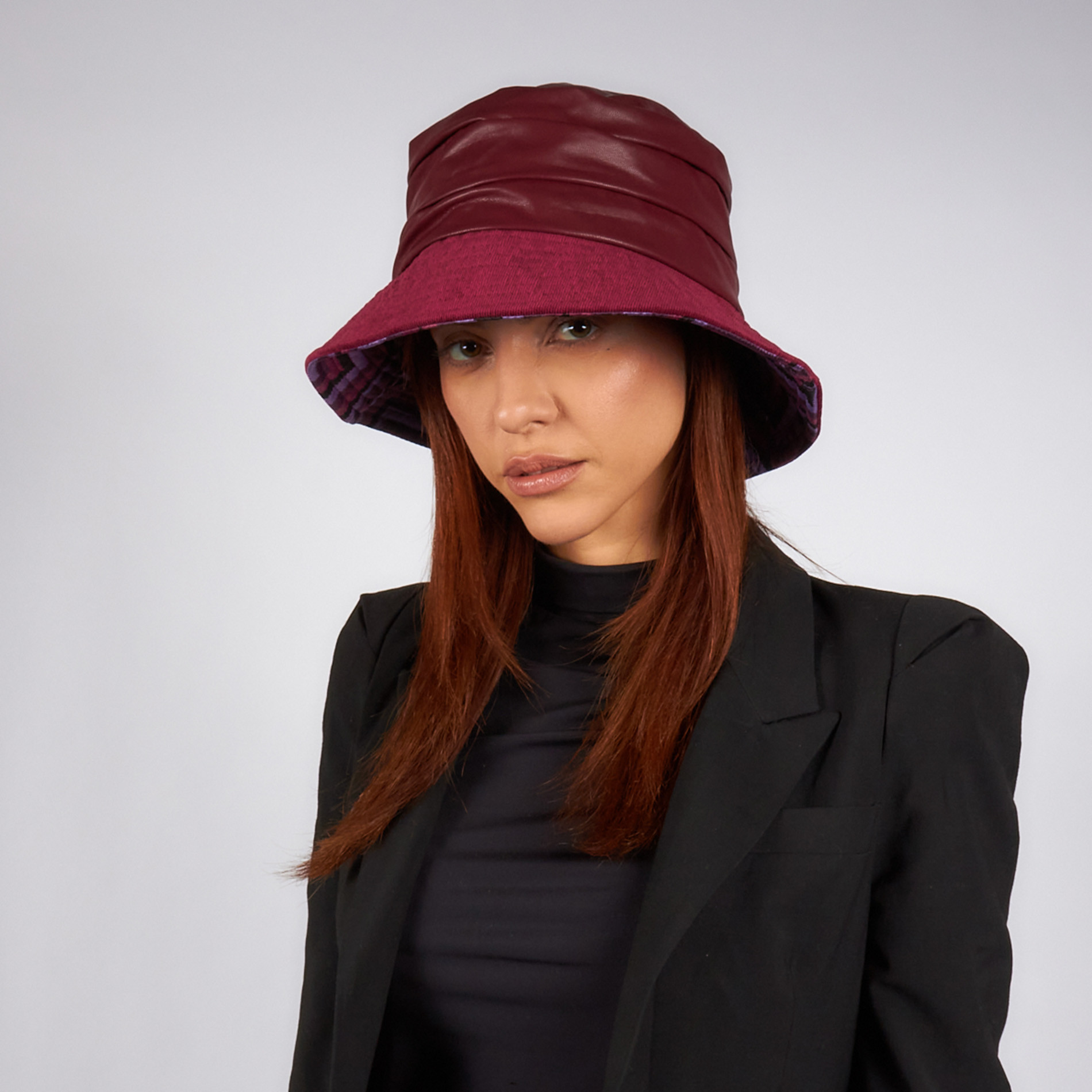YMIFEEY 2 Pezzi Cappello Pescatore Donna Pieghevole Cotone 2 Colori Reversibile Cappello Donna con Faccina Sorridente Protezione del Sole Hat per All'aperto e Viaggi 56-58cm