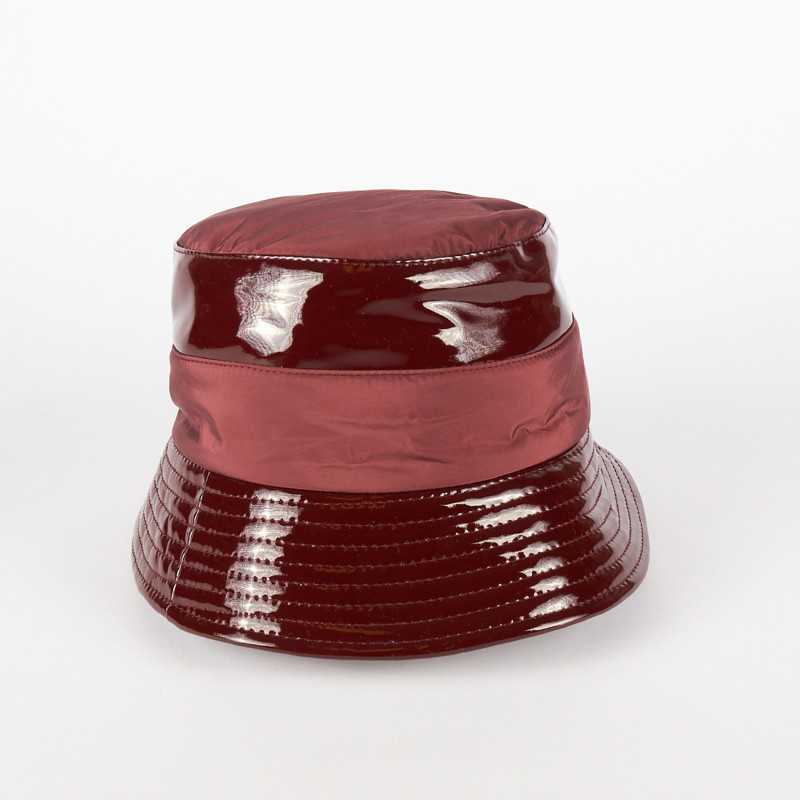 Cappello Antipioggia Donna Impermeabile – Eleganza Made in Italy