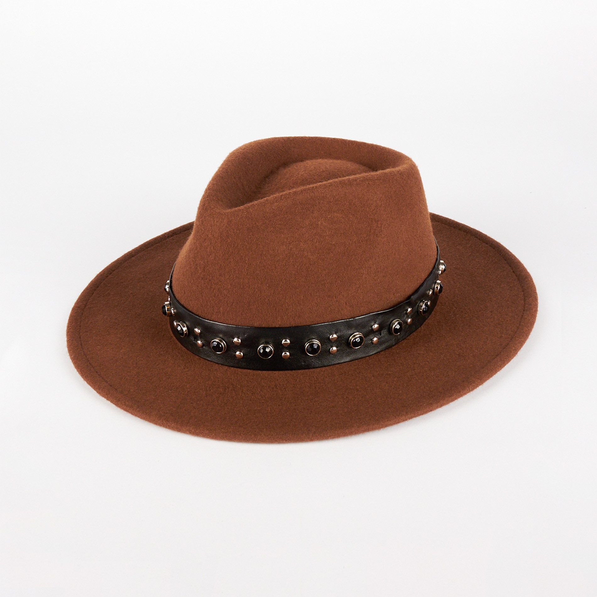 Cappello Fedora in suede con tesa larga piatta e cintura dorata all'ingrosso per il tuo negozio