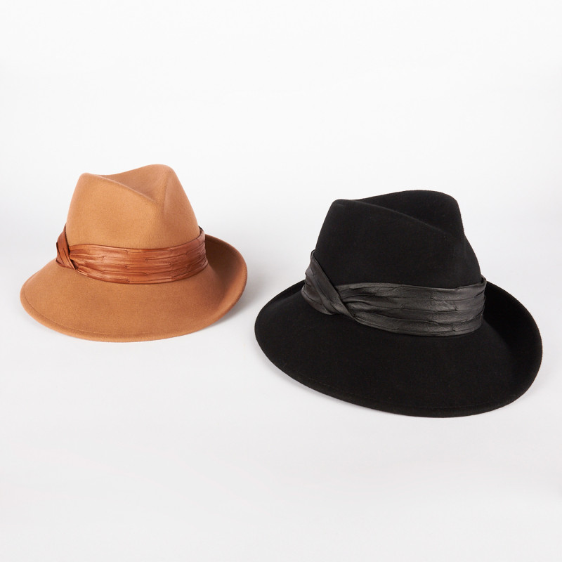 Cappello donna invernale asimmetrico | Complit