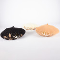 Basco donna in lana con perle e strass | Complit