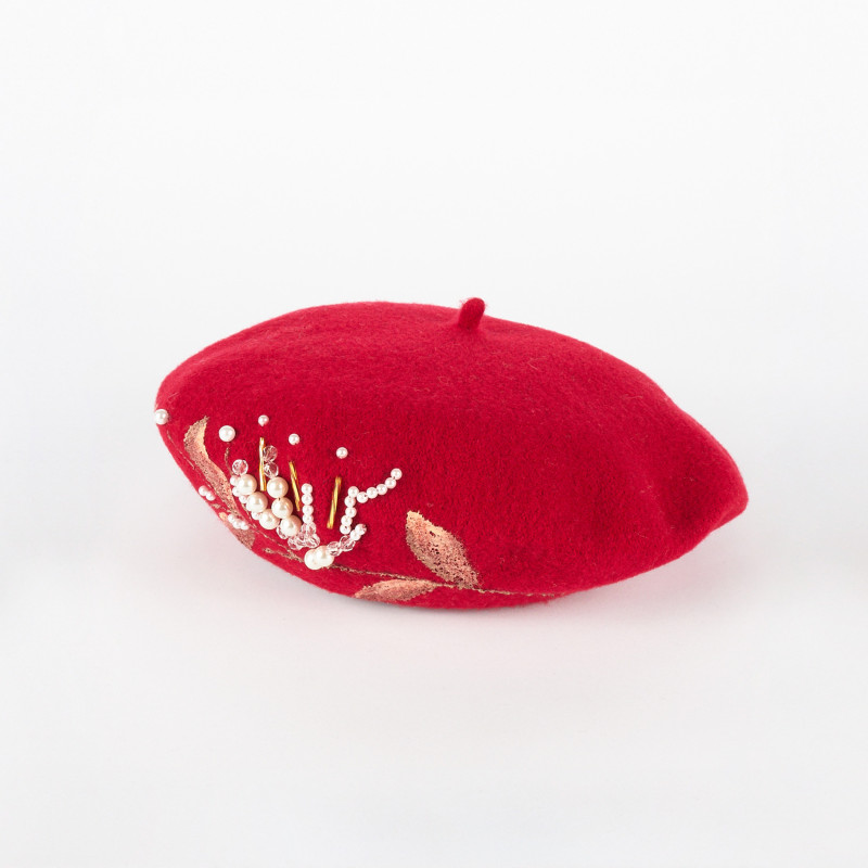 Basco donna in lana con perle e strass | Complit