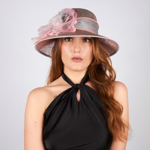 Ceremony hat with floral bouquet | Complit