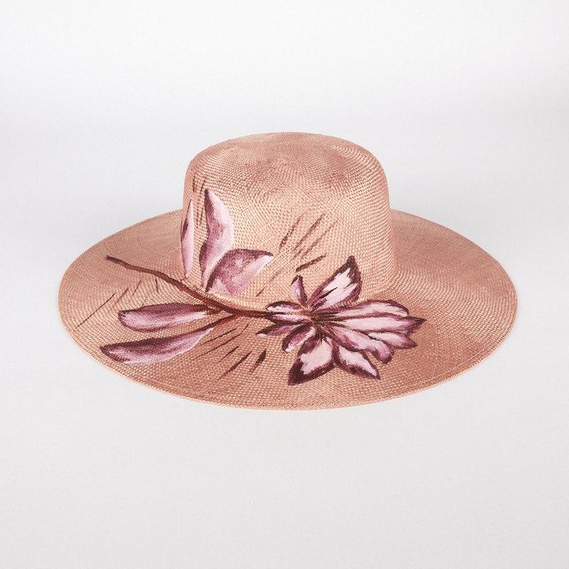 Ceremonial hat with floral decoration | Complit