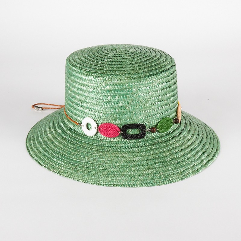 Women's straw hat with colorful charms | Complit