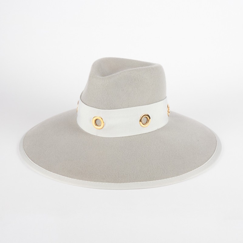 Women’s Wide Brim Hat with Gold Eyelets | Complit