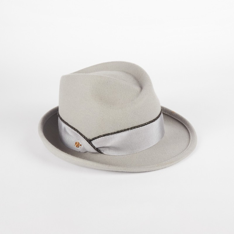 Cappello da donna invernale con dettagli lurex