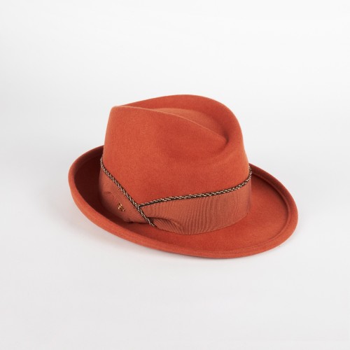 Women’s Winter Hat with Lurex Details | Complit 2