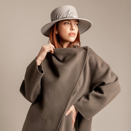 Cappello da donna invernale dipinto a mano 2