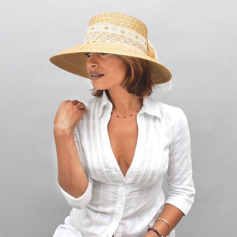 Wide brimmed Sanaz