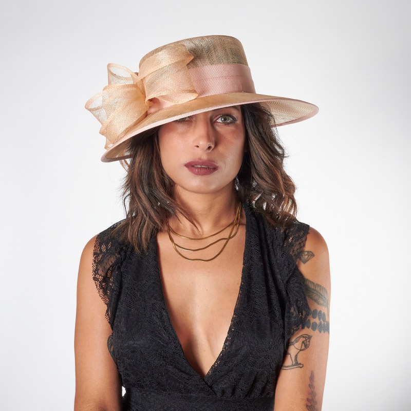 Elegant women's hat with bow | Complit